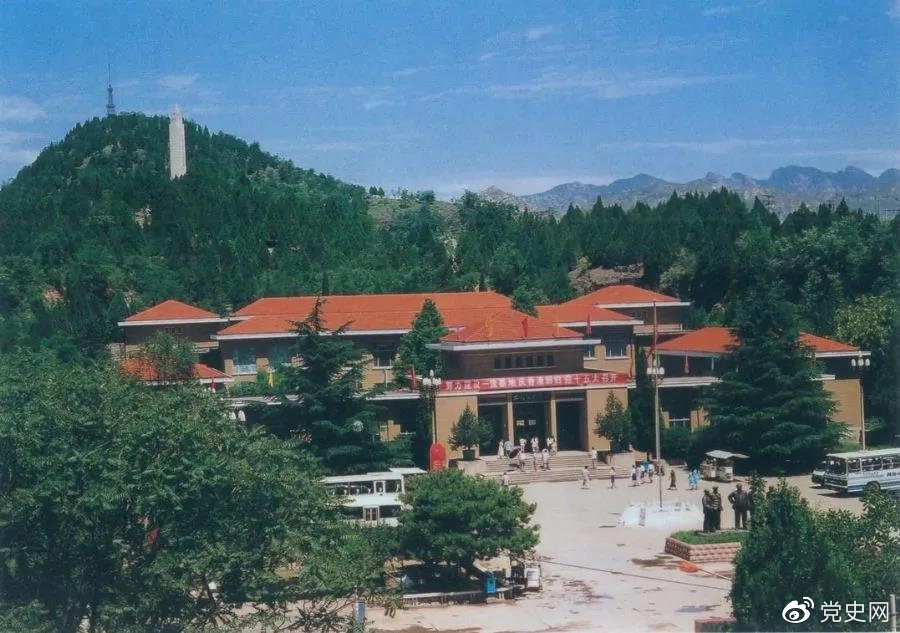 1978年5月26日，西柏坡中共中央舊址和紀(jì)念館同時(shí)對外開放。